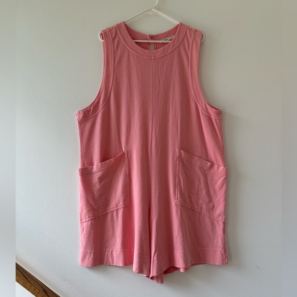 rae mode Pants - Sleeveless Pink Romper with Front Pockets